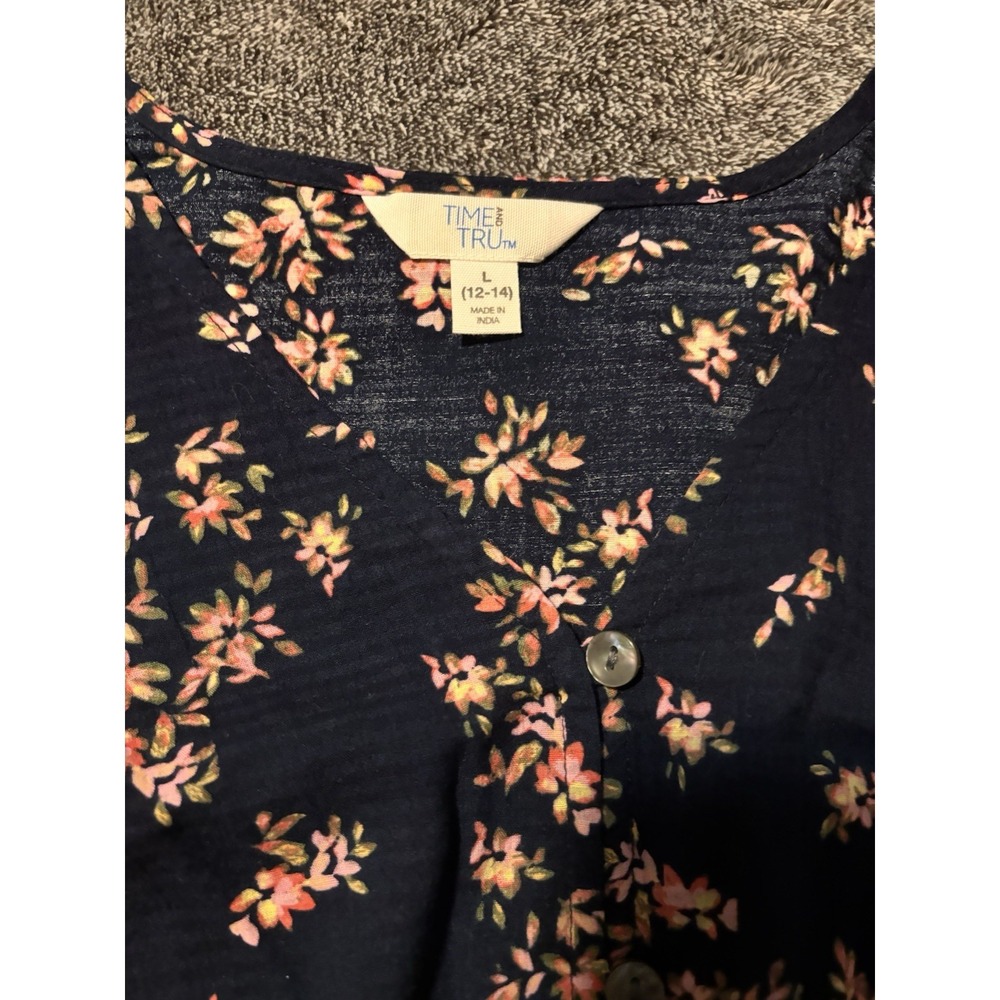Time And Tru Navy Blue Peplum Floral Shirt Size 12-14 - Picture 6 of 13